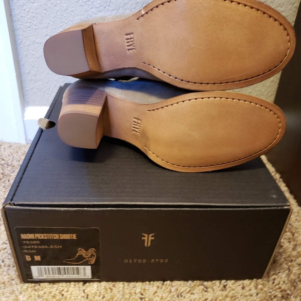NWT Frye Booties - Picture 5 of 5